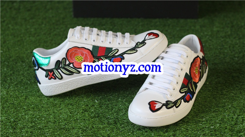 GC Ace Embroidered Low Top Sneaker Flower